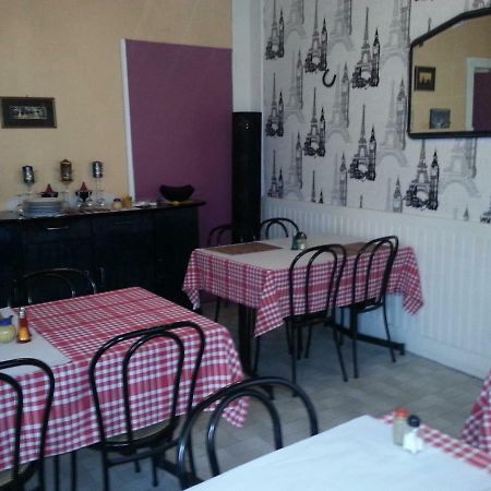 Hotel Du Pont Neuf Fontaine  Ngoại thất bức ảnh